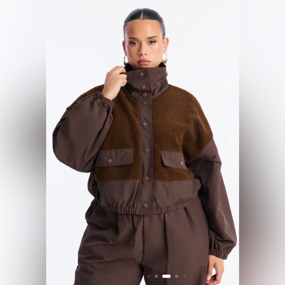 Fashion Nova Women's Dark Brown Two-Tone Wide Leg pant set - Picture 2 of 2